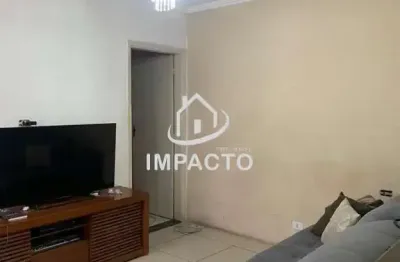 Sobrado com 3 dormitórios, varanda gourmet e garagem para 2 carros à venda