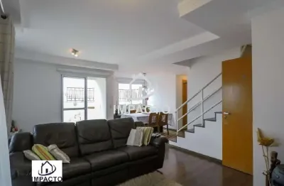 Cobertura com 178m², 3 suítes, 5 banheiros e 2 vagas de garagem.