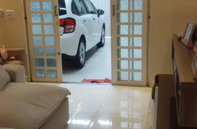 Casa com 3 quartos à venda na Rua Francisco José dos Santos, 0, Jardim Patrícia, Uberlândia