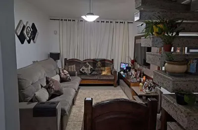 Sobrado para Venda em São Paulo, Jardim das Imbuias, 2 dormitórios, 2 banheiros, 3 vagas