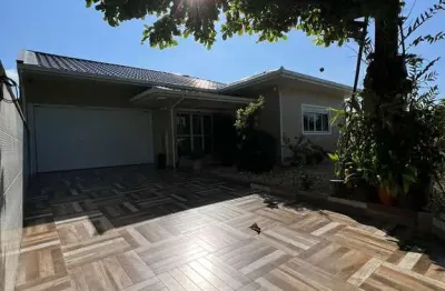 Casa alto padrão, próxima ao mar, na enseada de brito, palhoça/sc