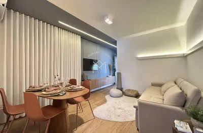 Apartamento central totalmente mobiliado e decorado próximo ao parque da oktober