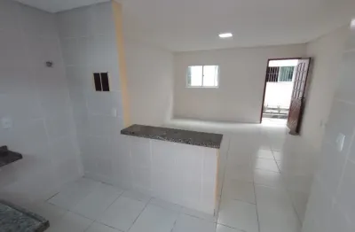 R$ 399 mil - sobrado nascente em condomínio fechado no jd. oceania – 3 quartos (2 suítes), quintal e a 500m da praia!
