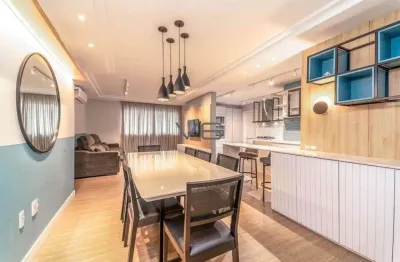 Apartamento alto padrão com 3 quartos, churrasqueira, 2 vagas de garagem, no centro, balneário camboriú - sc.