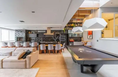 Casa alto padrão com 4 quartos, 514m² privativos, 6 vagas de garagem, no água verde, curitiba - pr.
