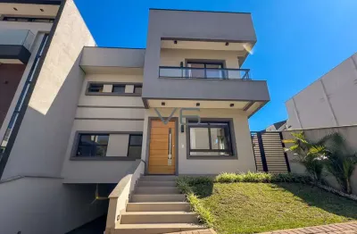 Casa alto padrão, com 3 quartos, 243 m² privativos, 3 vagas de garagem, no campo comprido, curitiba - pr.