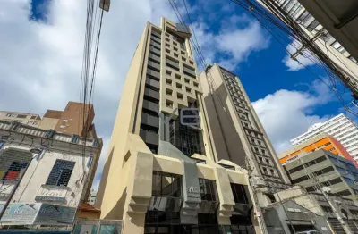 Sala comercial em edifício com 37,43 m² privativos, no centro, curitiba-pr