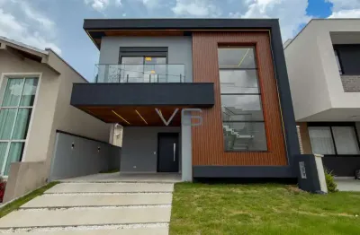 Casa Alto Padrão com 156m² privativos, 3 quartos, 2 vagas de garagem, no Umbará, Curitiba - PR.