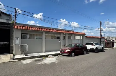 Casa com 7 quartos para alugar na Rua Tomé de Souza, Dom Pedro I, Manaus