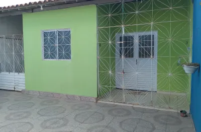 Excelente casa no novo jardim, cidade universitária, com 4 quartos.