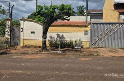 Casa com 2 quartos à venda na Rua São Bento, 22, Jardim São Bento, Campo Grande