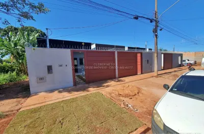 Casa com 2 quartos à venda na Avenida Zilá Correa Machado, 22, Jardim Itamaracá, Campo Grande