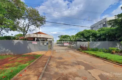 Alugo apartamento com 3 quartos, com iptu e condomínio inclusos