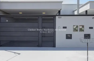 Vendo imóvel com 3  dormitórios sendo uma suíte e fino acabamento