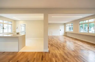 Apartamento reformado no edifício tangará – centro/batel, curitiba