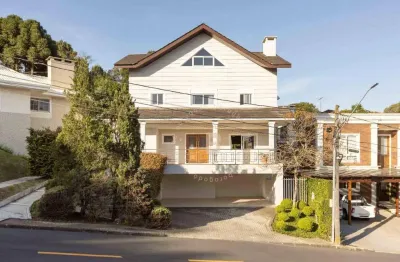 Casa ampla e acolhedora no condomínio portal romano – 4 quartos, quintal e muito verde no campo comprido, curitiba