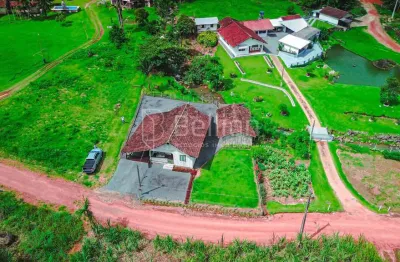 Morar ou investir? essa casa em rio dos cedros é perfeita!