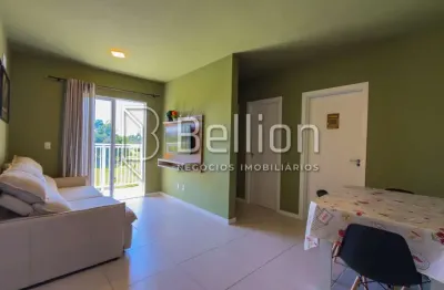 Apartamento de 2 quartos semi-mobiliado e com piscina no Warnow em Indaial.