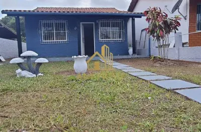 Casa com 3 quartos para alugar na Avenida das Flores, 32, Campo Redondo, São Pedro da Aldeia