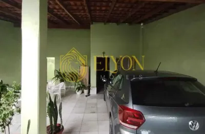 Casa com 2 quartos à venda no Centro, Canas 