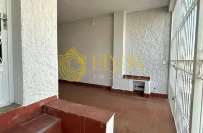 Casa com 3 quartos à venda no Pedregulho, Guaratinguetá 