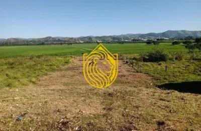 Chácara / sítio à venda no Jardim Santa Luzia, Guaratinguetá 