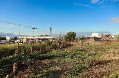 Chácara / sítio à venda no Jardim Vista Alegre, Guaratinguetá 