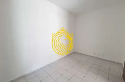 Casa com 3 quartos para alugar no Olaria, Lorena 