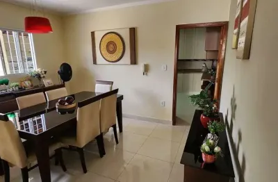 Casa em residencial village santana, guaratinguetá/sp