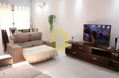 Casa com 3 quartos à venda na Vila Nunes, Lorena 