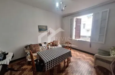 Apartamento de 3 quartos amplo , numa excelente localização , com vaga na escritura