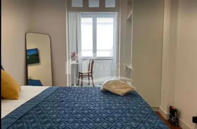 Maravilhoso apartamento conjugado com varanda em copacabana