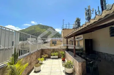 Maravilhoso apartamento todo reformado no coração de copacabana