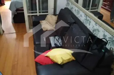 Maravilhoso conjugado divido em sala quarto, todo reformado em copacabana com vaga!