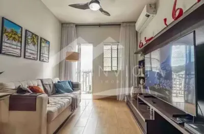 Vista espetacular para o cristo . 2 quartos com suíte, varanda e vaga em botafogo