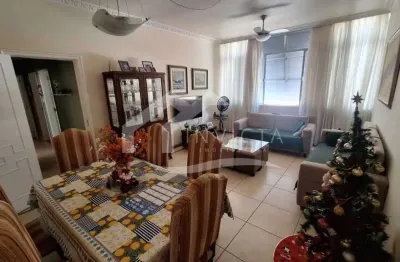 Excelente apartamento de 3 quartos , com vaga na escritura numa rua nobríssima