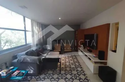 Maguinifico apartamento mega reformado coração de copacabana!!!!