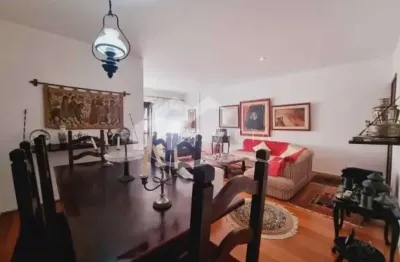 Maravilhoso quatro quartos na lagoa com vaga na escritura!!!!!