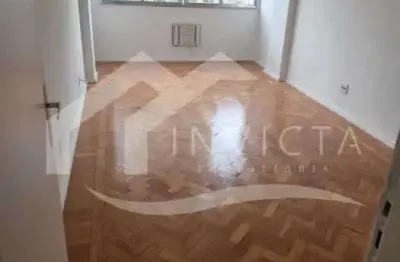 Apartamento em região estratégica, perto de tudo: transporte, serviços e lazer.