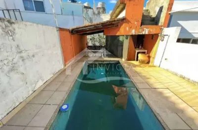 Refúgio urbano: cobertura Duplex com piscina e 2 vagas na escritura