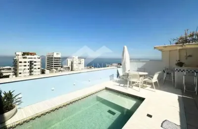 Completíssima e encantadora cobertura duplex com piscina e vista mar!