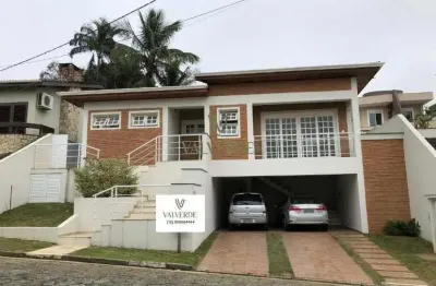 Casa ampla com área gourmet e suíte com closet – 255 m² de conforto!