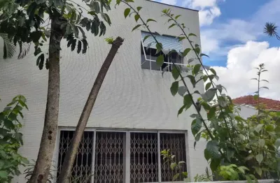 Sobrado para locação em Alto da Lapa com 3 quartos, sendo 2 suítes , 240m²