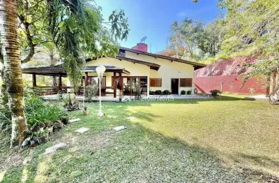 Casa com 5 dormitórios à venda, 446 m² por r$ 2.200.000 - águas da fazendinha - carapicuíba/sp