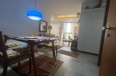 Apartamento à venda na Rua Moacir Avidos, Praia do Canto, Vitória