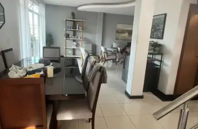 Apartamento amplo e elegante em bairro de lourdes – conforto e sofisticação para sua família!