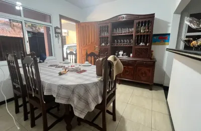 Apartamento amplo com 4 quartos e suíte – conforto e praticidade para sua família!