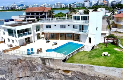 Casa com 9 quartos à venda no Enseada Azul, Guarapari 