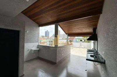 Excelente cobertura com área total de aproximadamente 106m², com dois dormitórios sendo uma suíte,