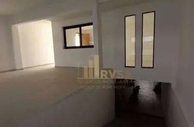 Sobrado, 3 Dormitórios c/ terraço, 1 Suíte, Sala, Cozinha, Lavabo, Espaço Gourmet e Churrasqueira. 2 vagas.